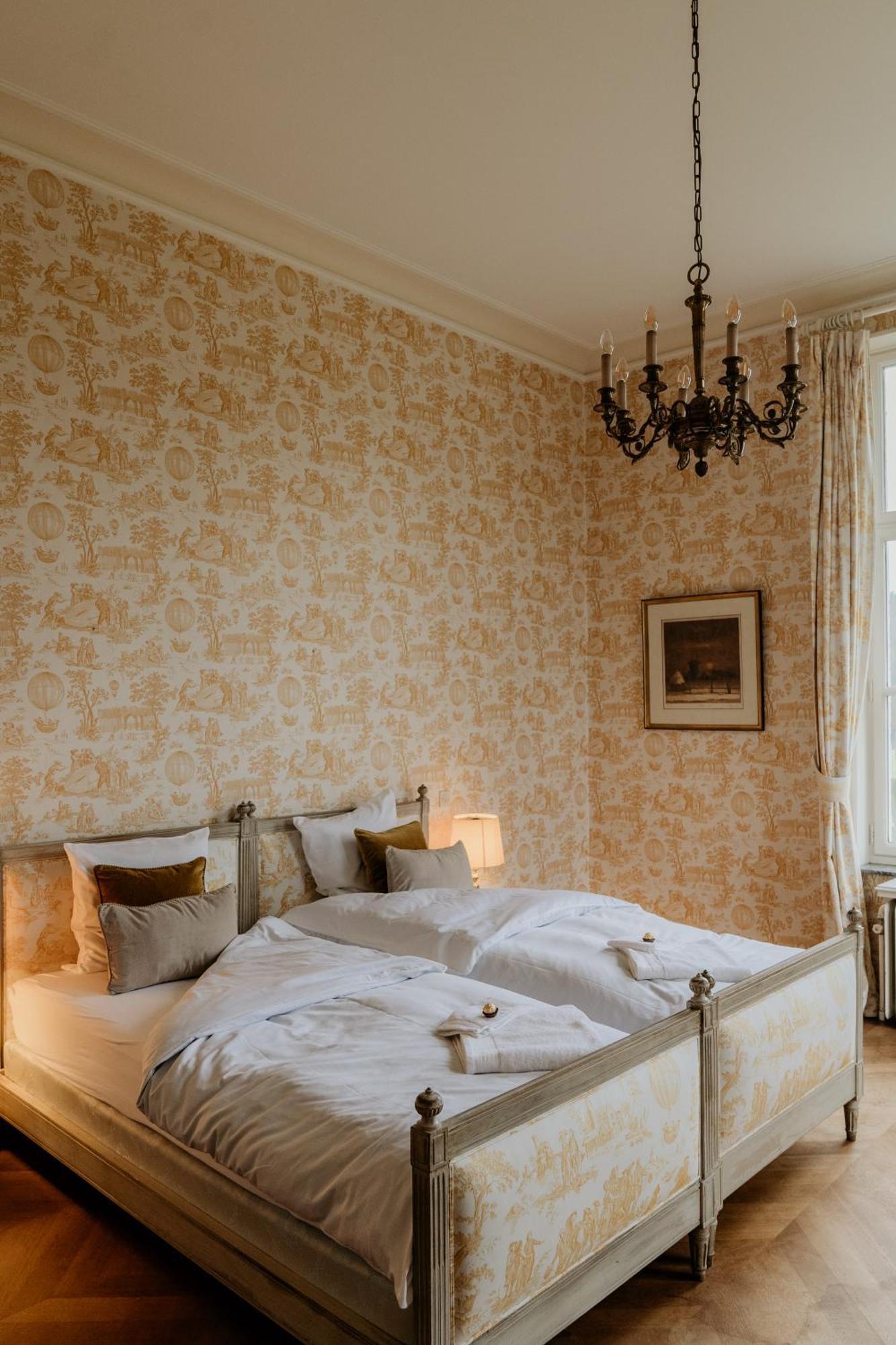 B&B Kasteel Den Tip Arendonk Bagian luar foto